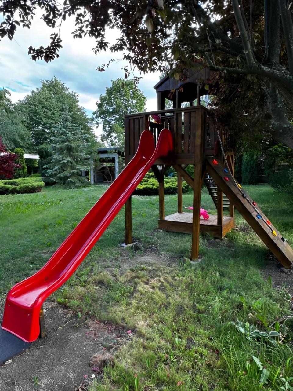 Dragomirna Evie'S Tree Houseヴィラ エクステリア 写真